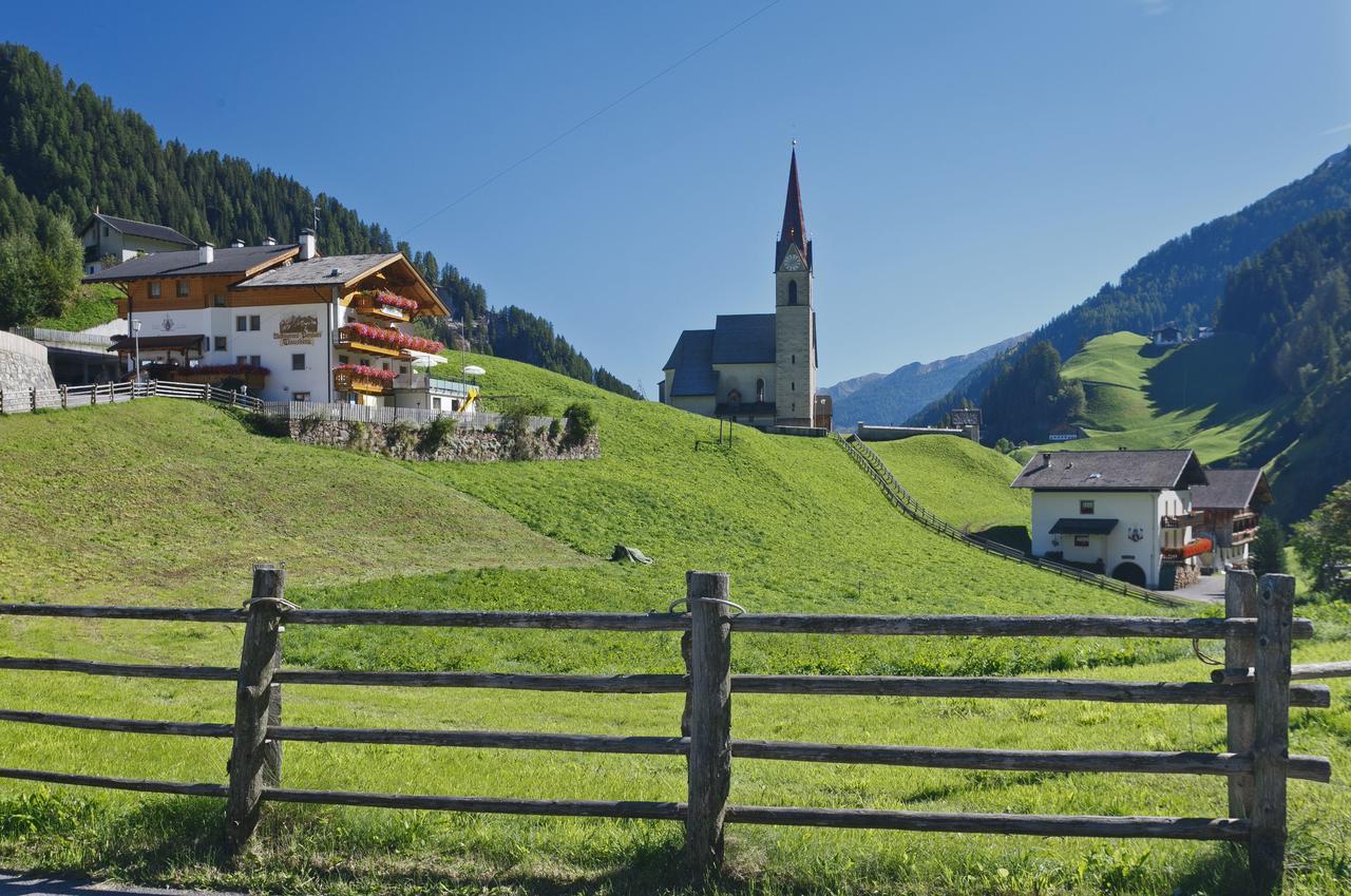 Gasthof Trausberg Corvara in Passiria エクステリア 写真